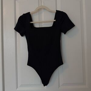 Babaton Bodysuit size S